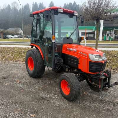Kubota B3030