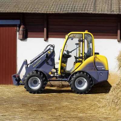 Eurotrac W12-CS Vorführer mit Schaufel und Vollkabine