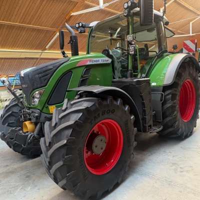 Fendt 724 Profi Plus S4