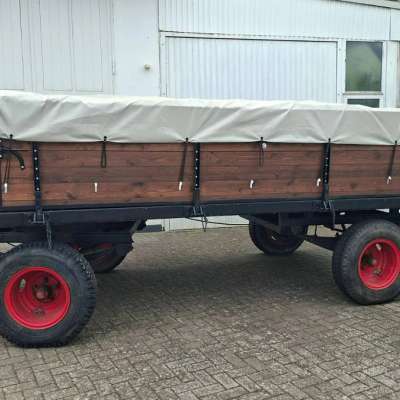 Total restaurierter Gummiwagen