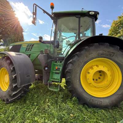 Traktor John Deere 6215R BRUTTO