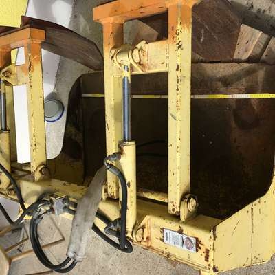 hydraulische Frontladerschaufel mit massiven Auslegern/Greifer