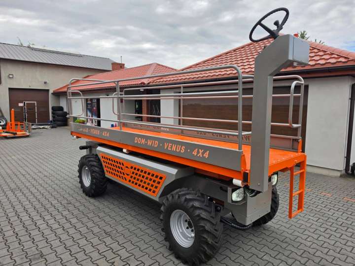 Selbstfahrende Obstbau Plattform, Arbeitsbühne, Erntebühne für die Obsternte