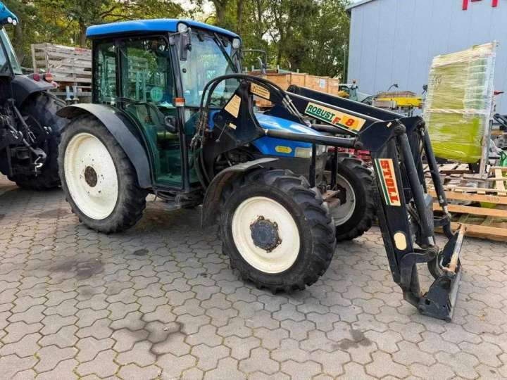 New Holland TN 75 S mit Frontlader Stoll Robust F8, Bj. 2001
