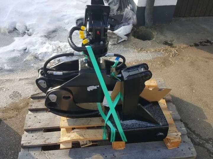 Holzgreifer Holzzangen Forstgreifer Rückezange Minibagger Kubota