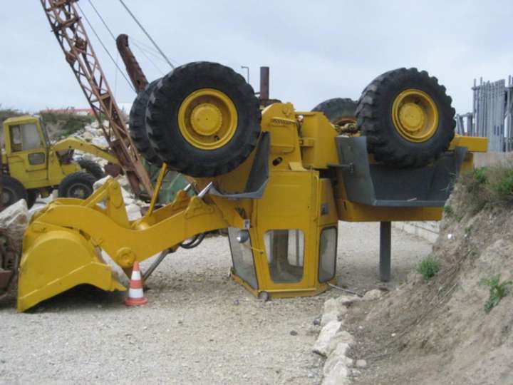 Baumaschinen- / Landmaschinen- Mechaniker Vollzeit / Teilzeit