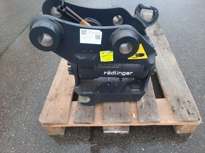 Rädlinger Tilt 3,5 -5 to Powertilt Minibagger Schwenkmotor Yanmar