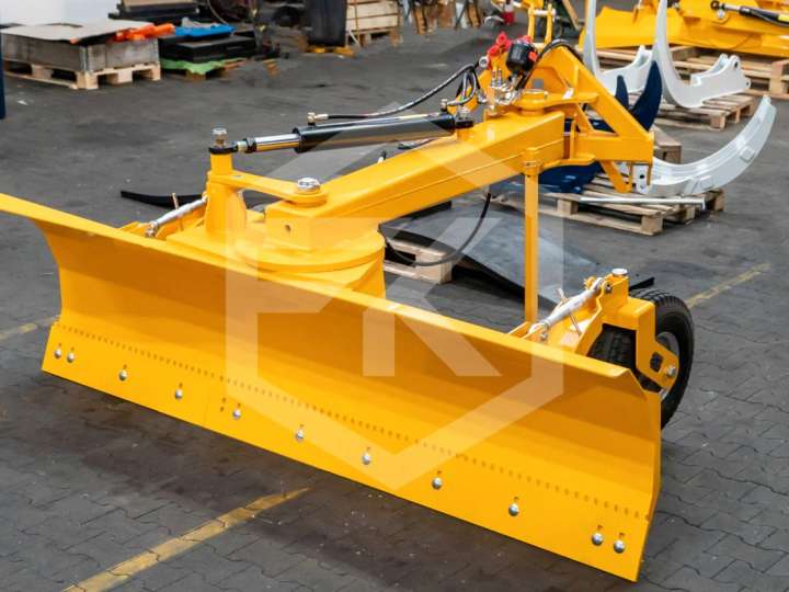 Planierschild Wegehobel Schiebeschild Grader Schlepper Fendt Cat
