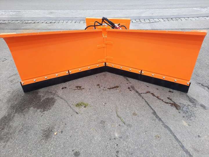 Schneeschild Vario 2,9m Schneepflug Schlepper Teleskoplader Deutz