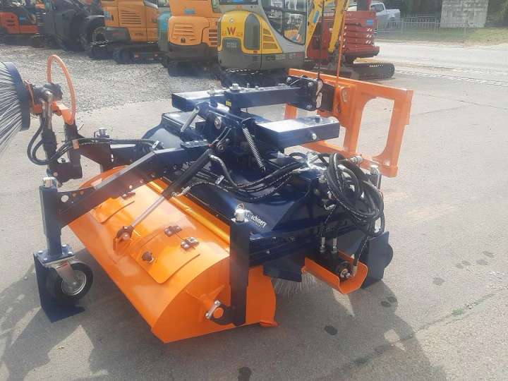 Kehrmaschine 1,2m Schlepper Radlader Hoflader Weidemann Euro