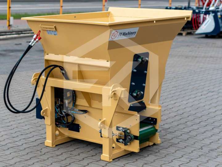 Futterverteiler Einstreugerät mit Band Einstreuschaufel Euro 1,2m