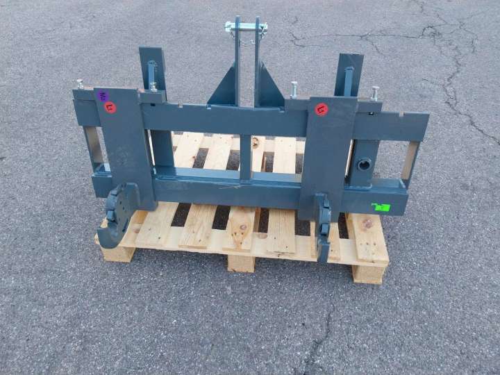 Adapter Weidemann Hoflader auf 3 Punkt Kat II Palettengabel Euro