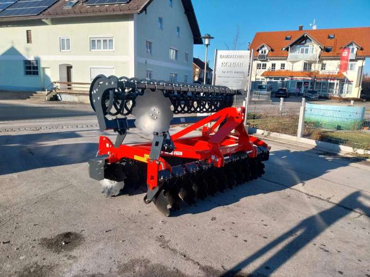 Scheibenegge 3m Scheibengrubber Kurzscheibenegge Grubber