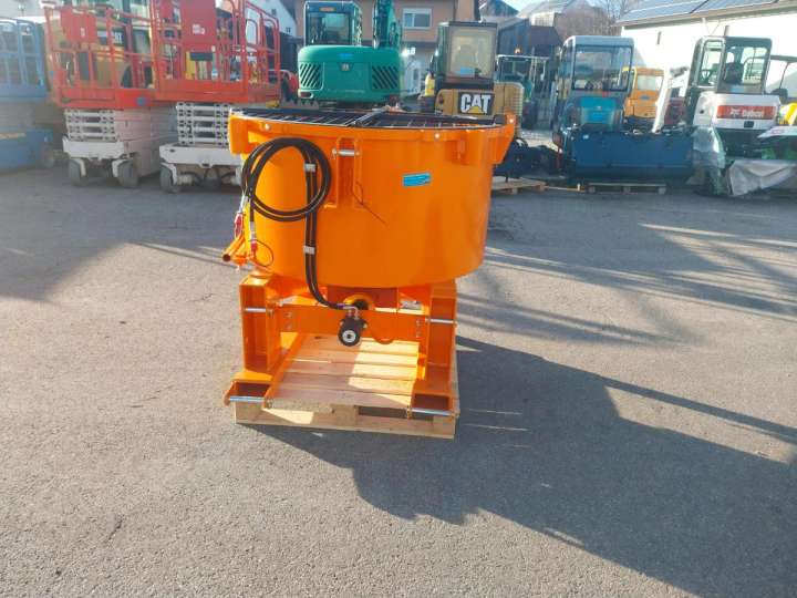 Zwangsmischer Betonmischer 800 L Zapfwellen u. Hydraulisch Fendt