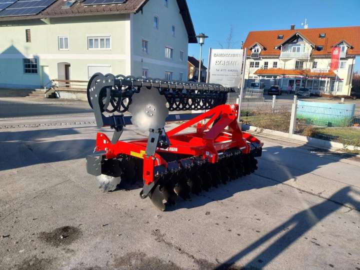 Scheibenegge 3m Scheibengrubber Kurzscheibenegge Grubber