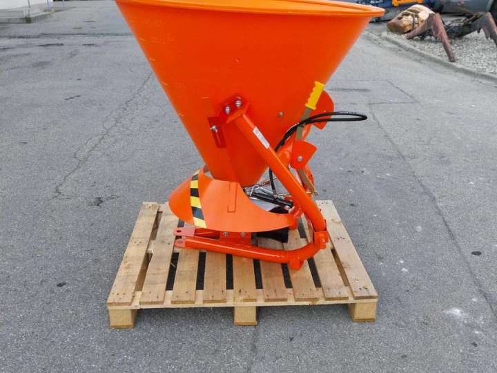 Salzstreuer 200l-500l Sand Splitt Schlepper Traktor Winterdienst