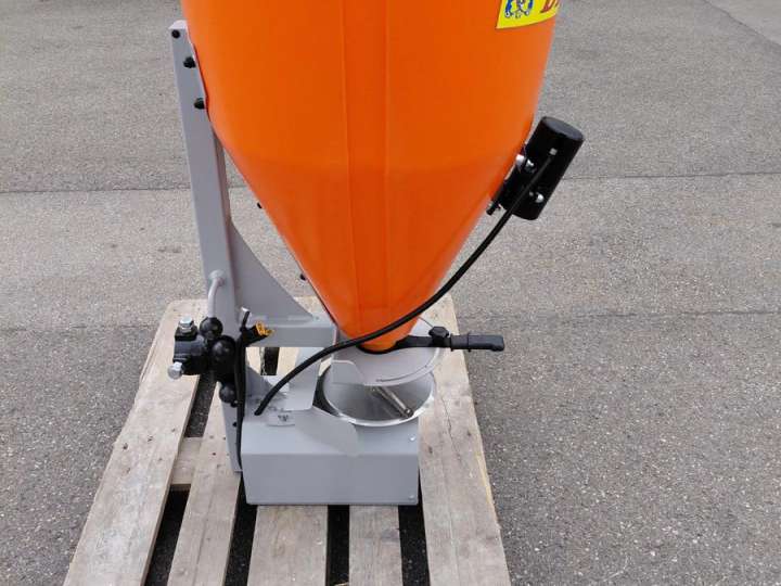 Streuer 110 Salzstreuer Radlader Winterdienst Auto Cat Kramer