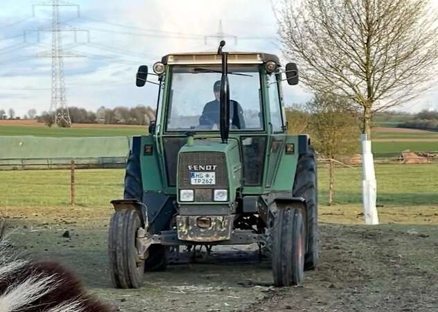 Fendt Farmer 305 LS - Bild 1