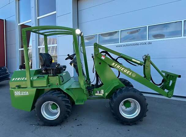 Striegel 500 DYA Hoflader Radlader mit Yanmar Motor - Bild 6