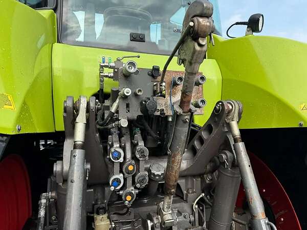 Claas Axion 810 Hexashift - Bild 4