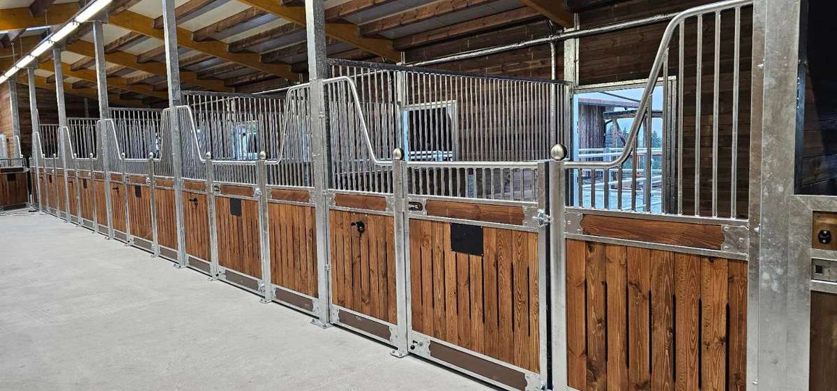 Stallboxen & Stallfronten für Pferde - Boxensysteme | Pferdeboxen kaufen - Bild 11