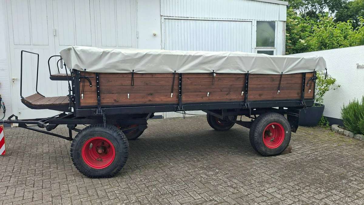 Total restaurierter Gummiwagen - Bild 1