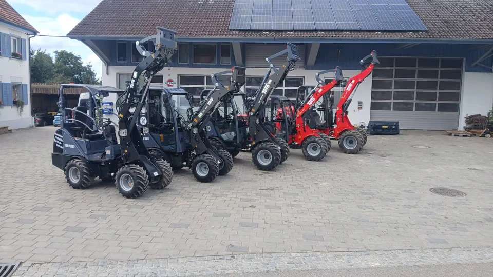 Teleskoplader Radlader Vermietung Tagesweis oder Langzeitmiete - Bild 1