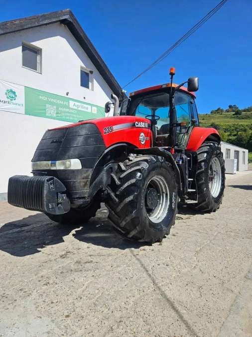 Case IH Magnum 235 Jubiläumsedition 25 Jahre, Bj. 2012 - Bild 1