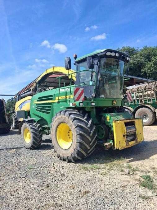 John Deere 7550 Feldhäcksler 4x4 + Kemper 375, Bj. 2011 - Bild 1