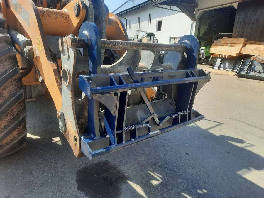 Euroadapter Liebherr 544 Radlader Euro Schnellwechsler Adapter - Bild 1