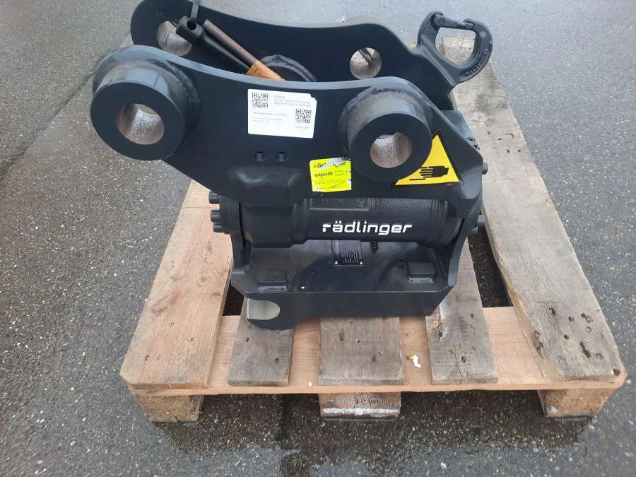 Rädlinger Tilt 3,5 -5 to Powertilt Minibagger Schwenkmotor Yanmar - Bild 1