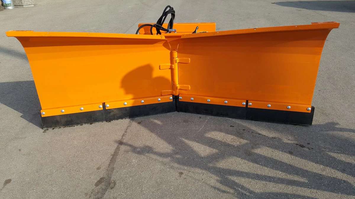 Schneeschild Vario 2,6m Teleskoplader Schlepper Radlader Hoflader - Bild 1