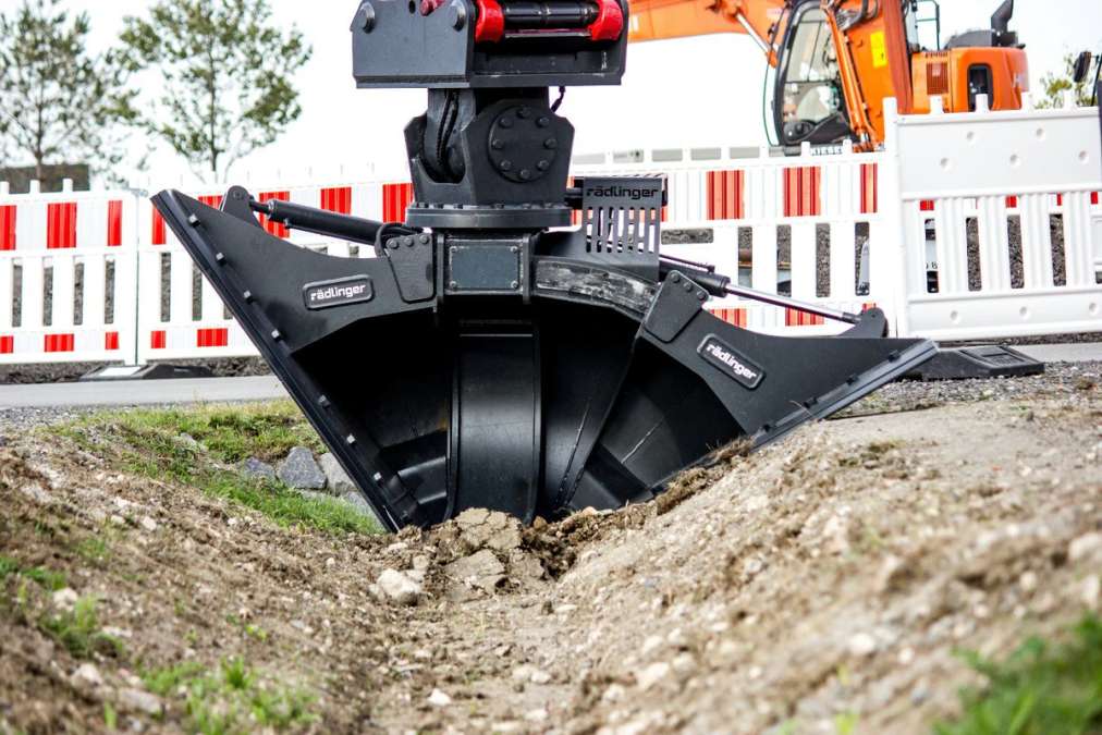 Trapezlöffel hydraulisch verstellbar MS 10 10 - 20 to Löffel JCB - Bild 1