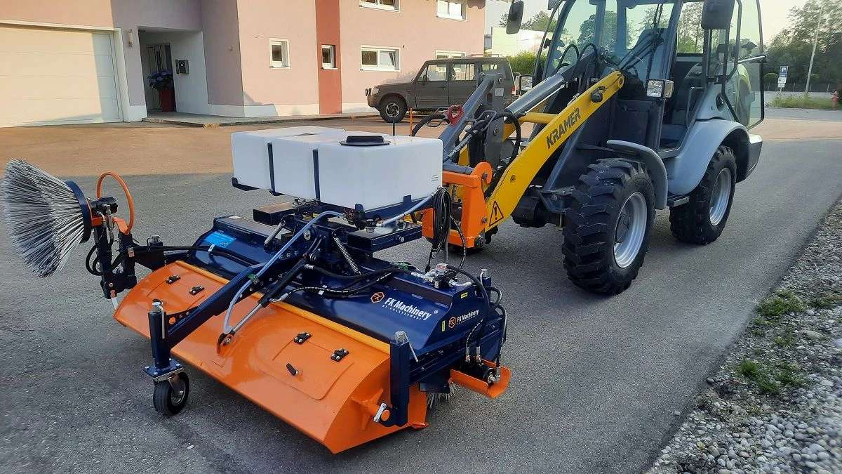 Kehrmaschine Kramer 1,2, 1,5, 1,8 2,3 2,8m Euro Radlader Hoflader - Bild 1