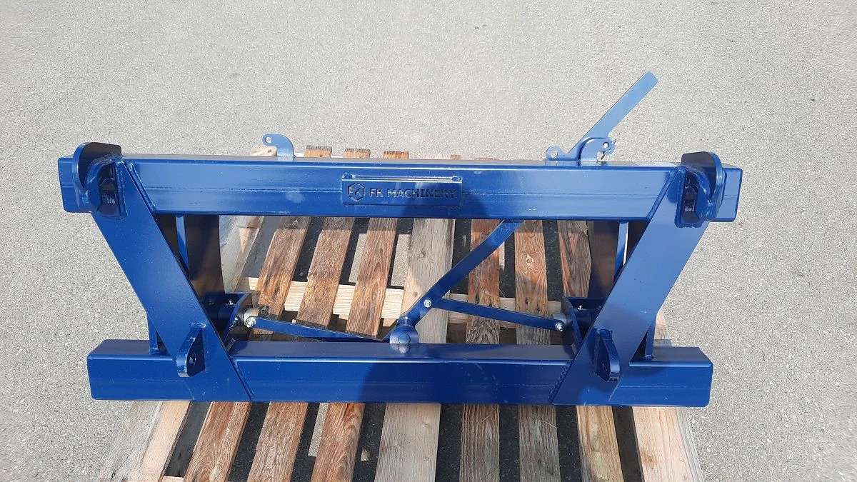 Adapterrahmen auf Hoflader Radlader Teleskoplader Euro sonderbau - Bild 1