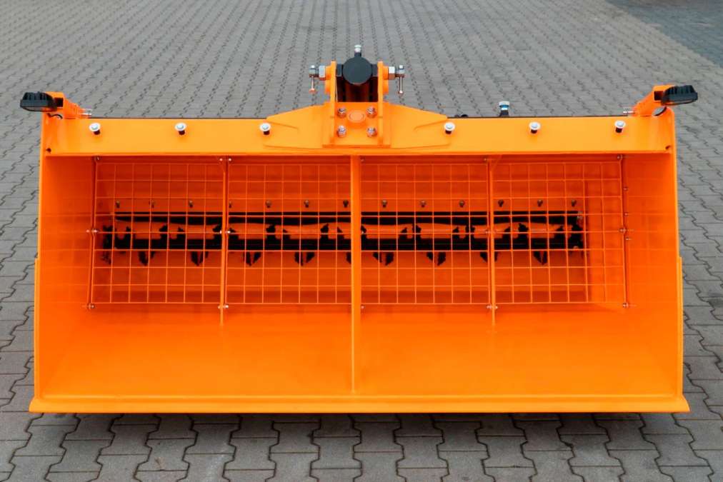 Salzstreuer Sandstreuer Splittstreuer Schlepper Traktor Fendt - Bild 1