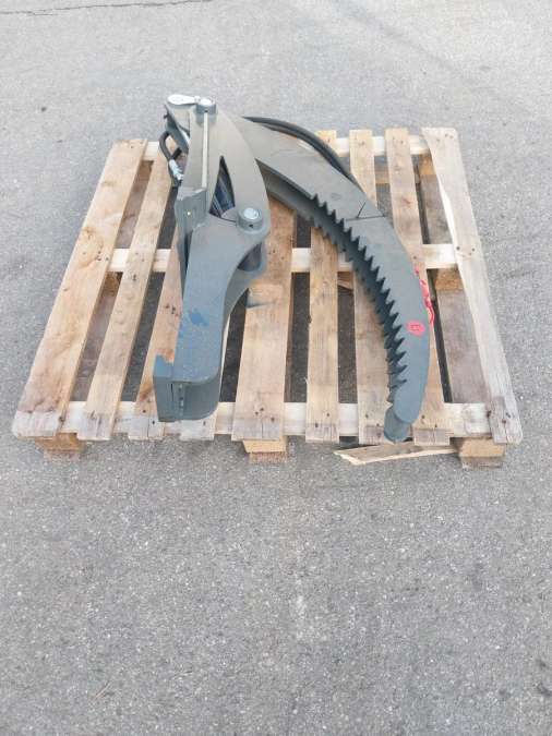Niederhalter Stammgreifer Holzgreifer Palettengabel Frontlader - Bild 1