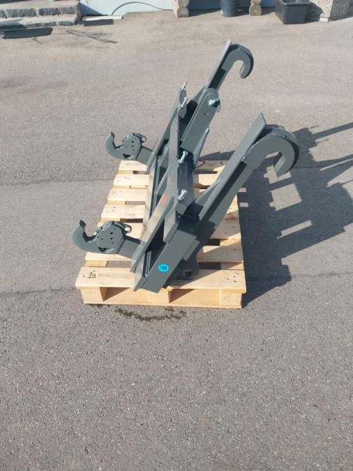 Adapter Volvo L 50 70 Cat Hoflader Radlader auf 3 Punkt Kat III - Bild 1
