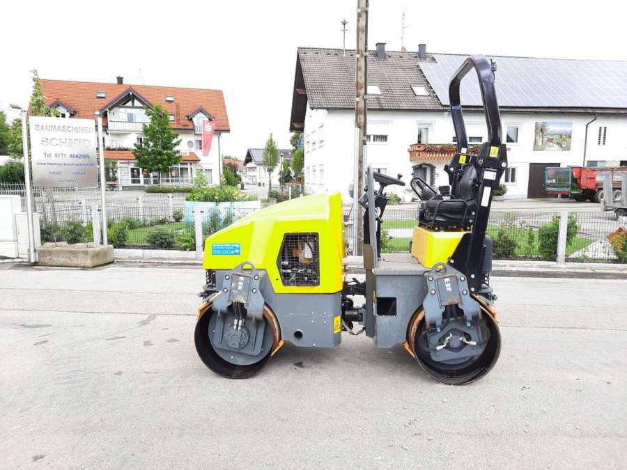 Tandemwalze Wacker RD 27-120 Bomag Walze Walzenzug Tip Top - Bild 1