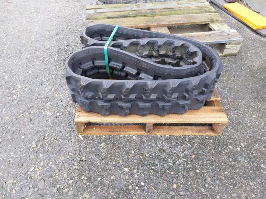 neue Gummikette 230x96x35 Baggerkette Kette Caterpillar Takeuchi - Bild 1