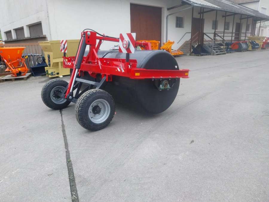 Aktionspreis Walze Wiesenwalze Fahrwerk Traktor Ackerwalze Wiese - Bild 1