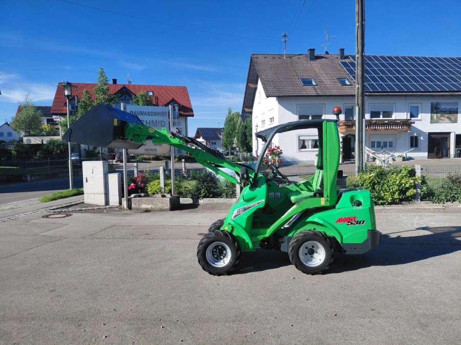 Avant 530 Multilader Teleskoplader Hoflader Lader Radlader - Bild 1