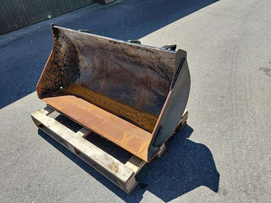 Schaufel 1,35m Radlader Atlas 30, 35 Zeppelin 25, 35 Weycor 360 - Bild 1