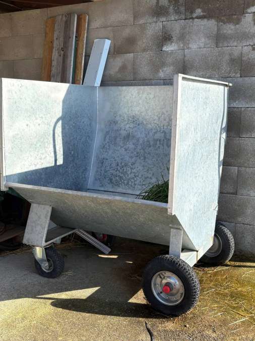 Mistcontainer / Großraumkuli für Traktor – kaum genutzt – Haas - Bild 1