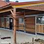 Aussenbox & Pferdestall bauen und Offenstall kaufen, Weidehütte & Pferdeunterstand | Pferdebox Top - Futterraufe & Heuraufe für Pferde - Bild 63