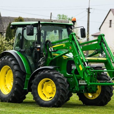 John Deere 5100 R Traktor;Frontlader