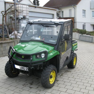 John Deere XUV560E  Gator - Transportfahrzeug - Nutzfahrzeug  mit Strassenzulassung