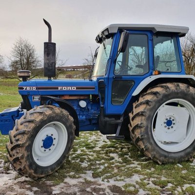 Ford Traktor 7810